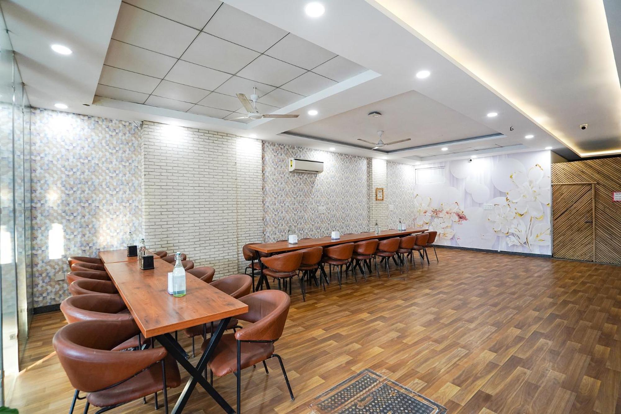 Fabhotel Prime Culture Noida Ngoại thất bức ảnh