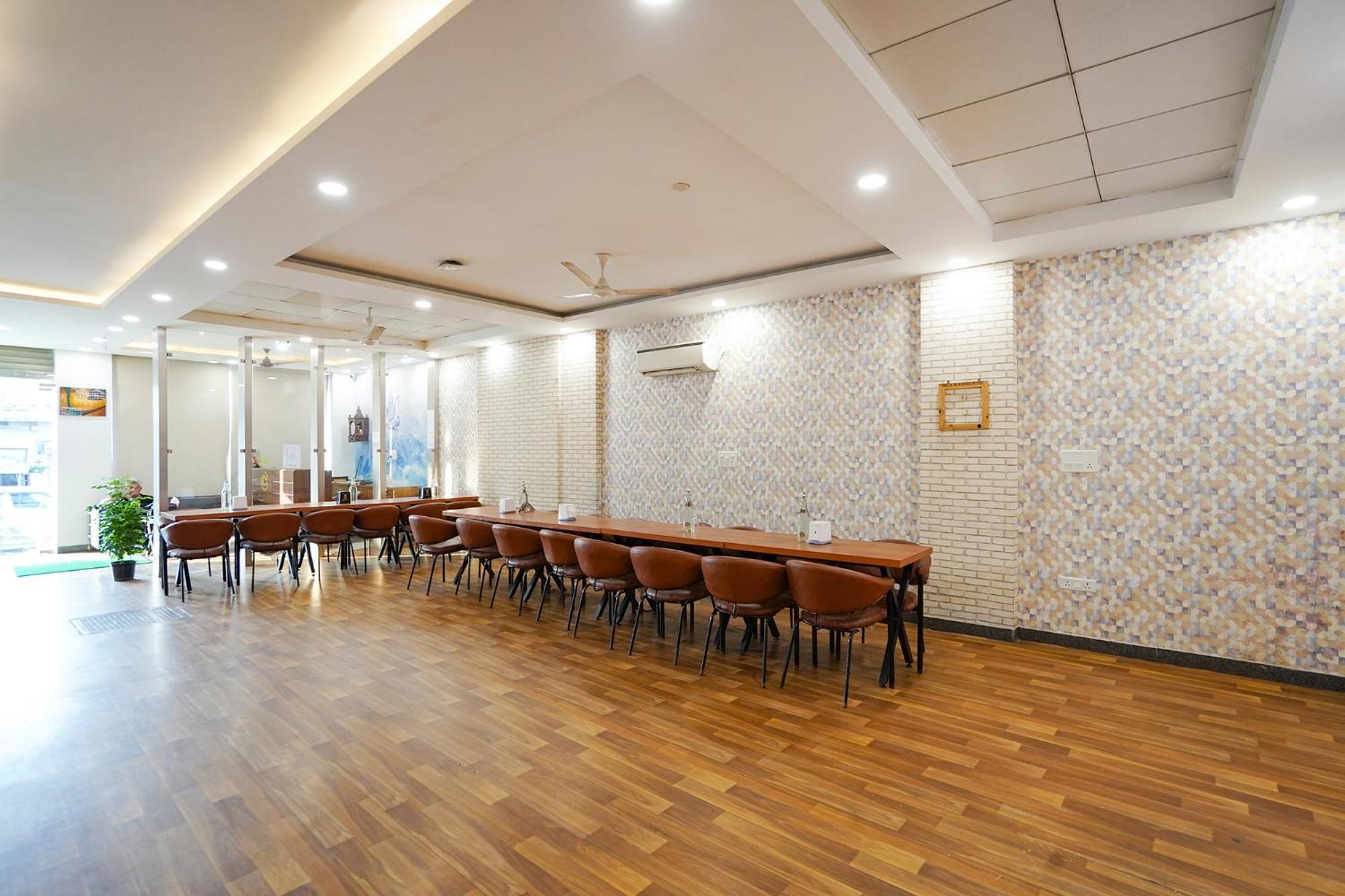 Fabhotel Prime Culture Noida Ngoại thất bức ảnh
