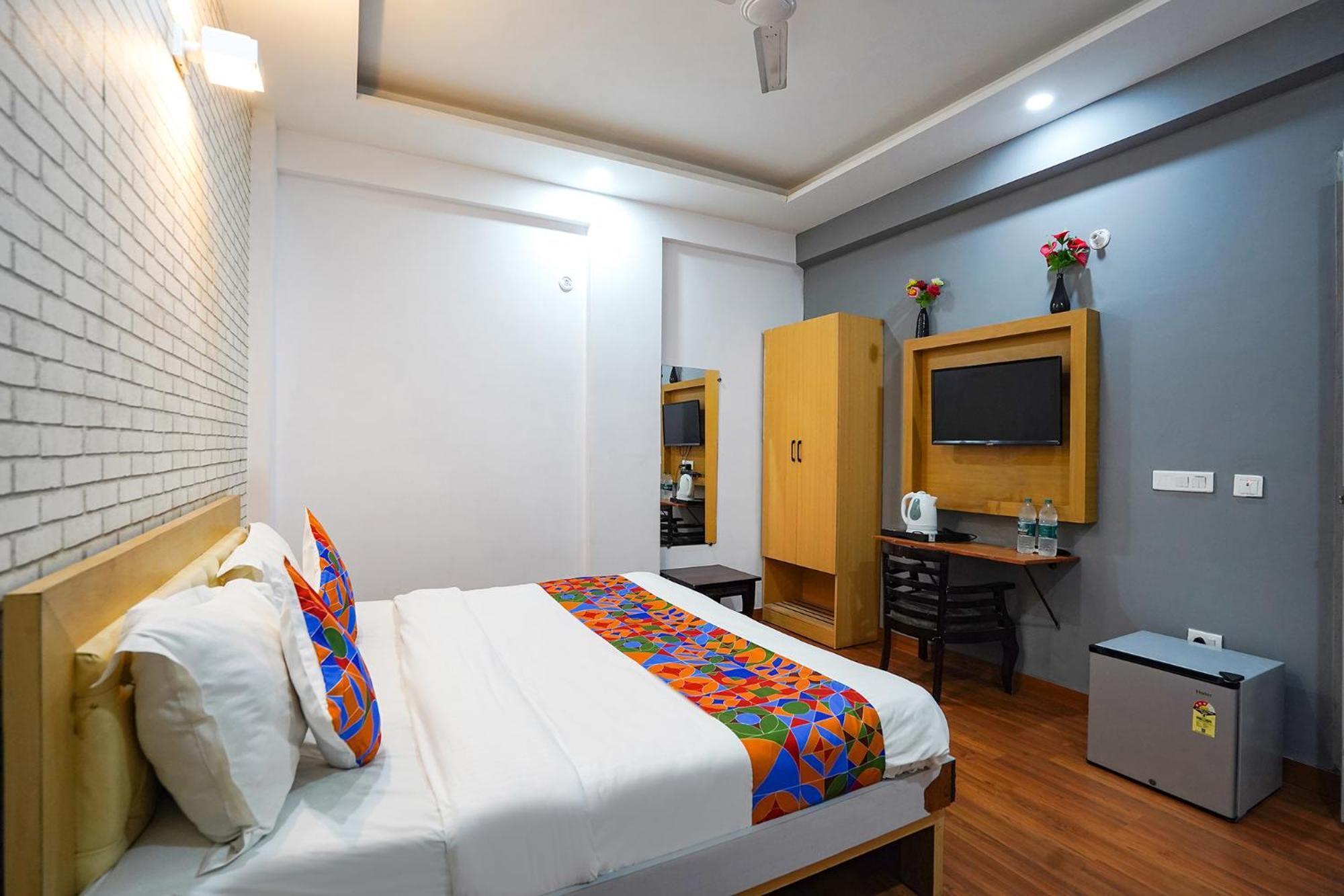 Fabhotel Prime Culture Noida Ngoại thất bức ảnh